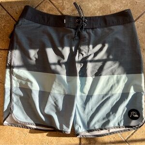 Men’s Quicksilver Swim Board Shorts
